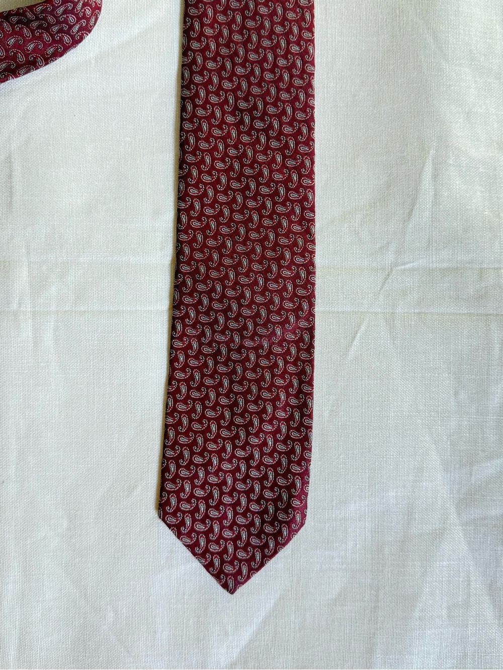 VTG Polo Ralph Lauren Men’s Neck Tie Burgundy Paisley Print.